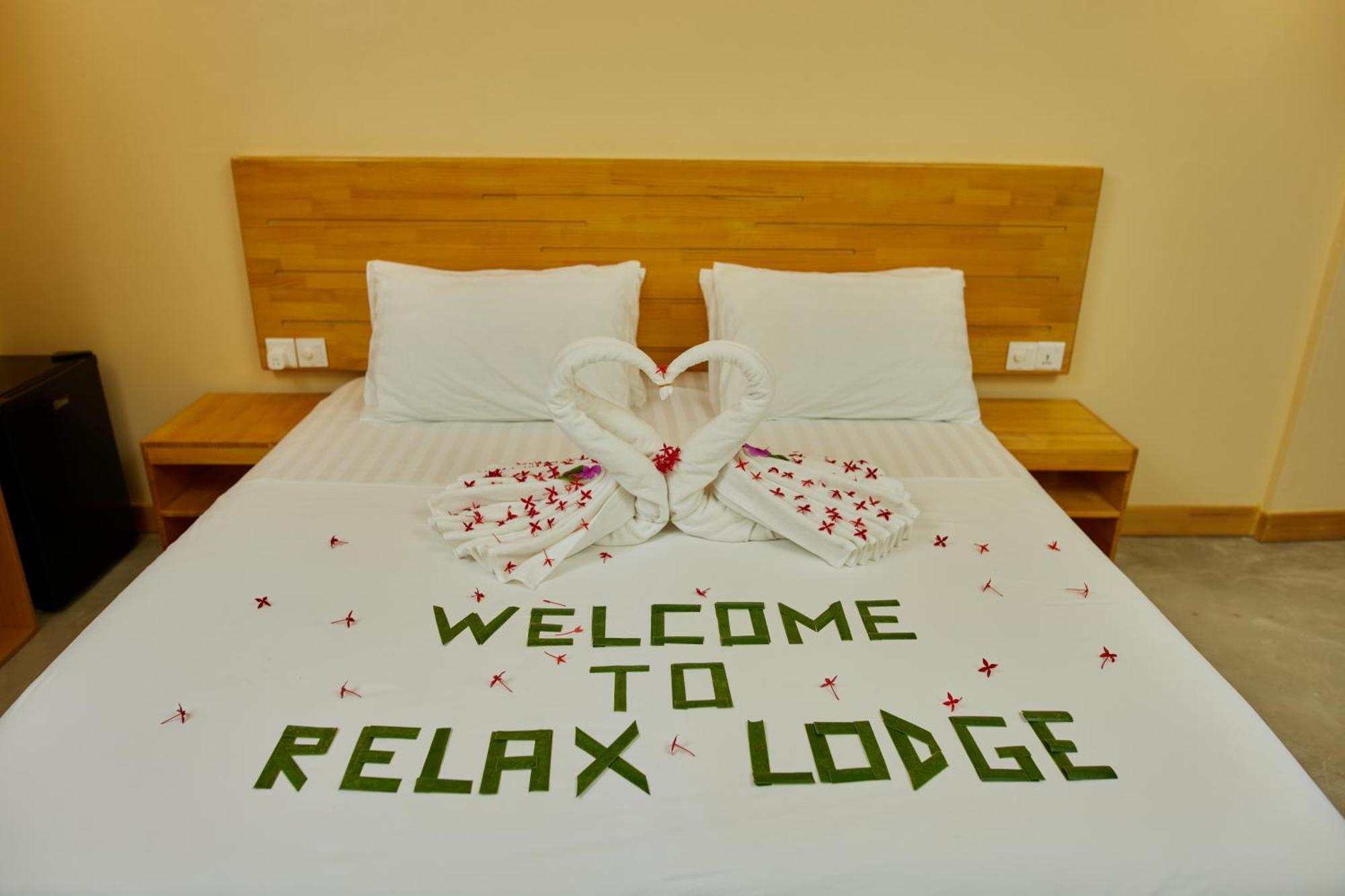 Relax Lodge Thoddoo Eksteriør bilde